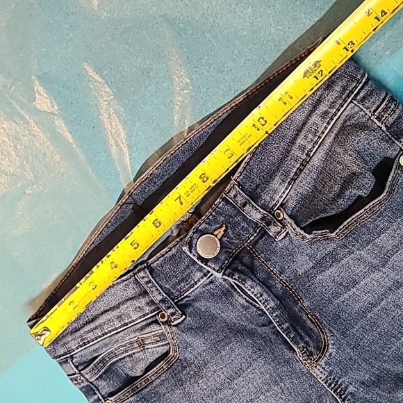 3/$35. 💥Dynamite Skinny Jeans - Picture 4 of 11